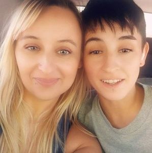 Meet your Posher, Krystal